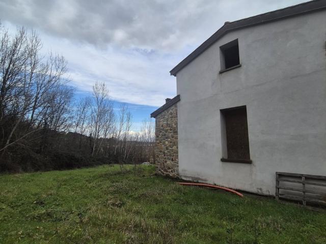 Villa Indipendente in vendita a Montevarchi, Toscana