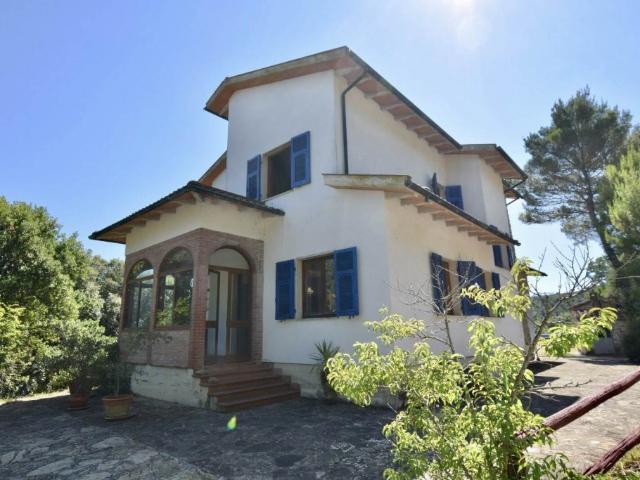 Villa Indipendente in vendita a Monteverdi Marittimo, Toscana