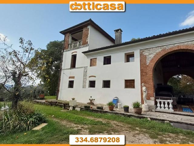 Villa Indipendente in vendita a Monteviale, Veneto