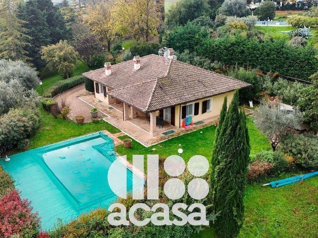 Villa Indipendente in vendita a Unione dei comuni Valle del Savio, Montiano