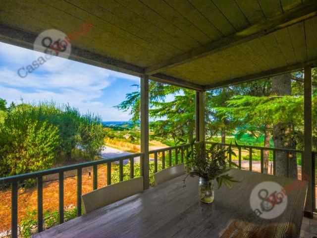 Villa Indipendente in vendita a Unione dei comuni Valle del Savio, Montiano