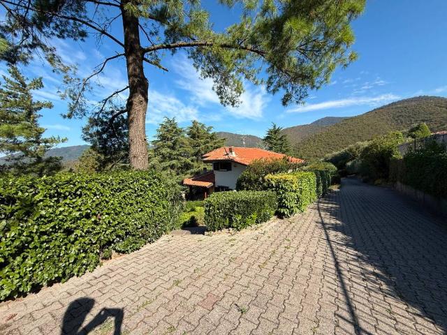 Villa Indipendente in vendita a Comunità montana del Sebino bresciano, Monticelli Brusati