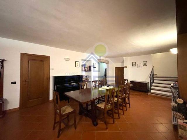 Villa Indipendente in vendita a Monticelli D'ongina, Reggio Emilia