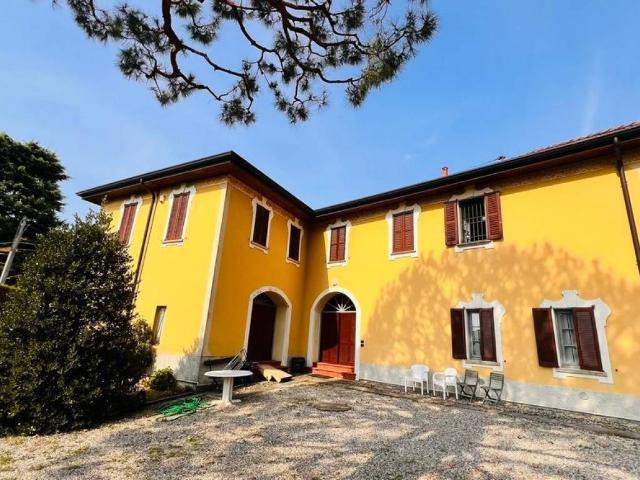 Villa Indipendente in vendita a Monticello, Lombardia