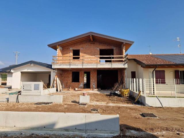 Villa Indipendente in vendita a Montichiari, Lombardia