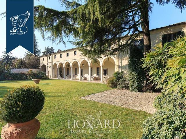 Villa Indipendente in vendita a Montichiari, Lombardia