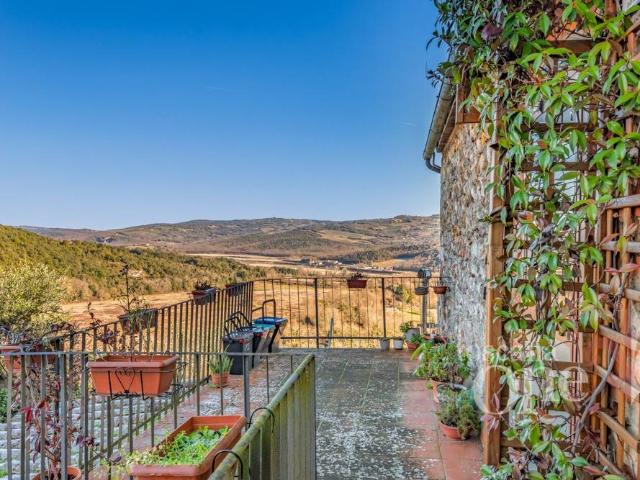 Villa Indipendente in vendita a Monticiano, Toscana
