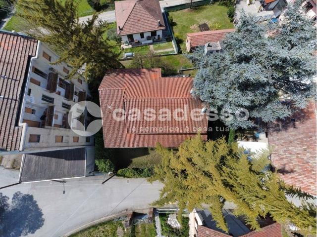 Villa Indipendente in vendita a Piemonte, Asti
