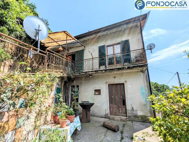 Villa Indipendente in vendita a Piazza, Montignoso