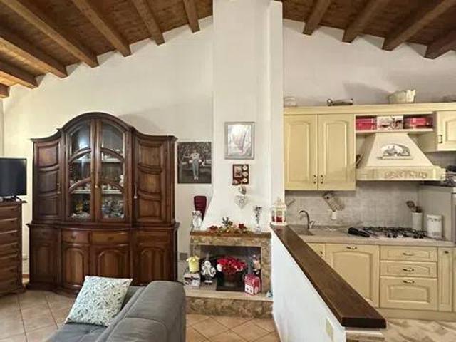 Villa Indipendente in vendita a Montignoso, Toscana
