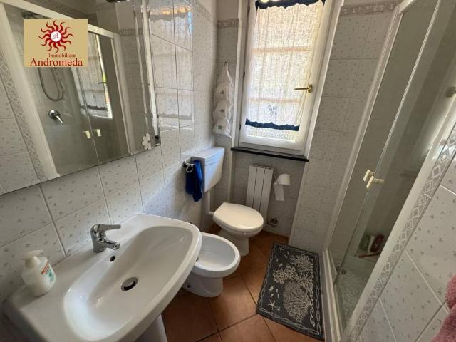 Villa Indipendente in vendita a Montignoso, Toscana