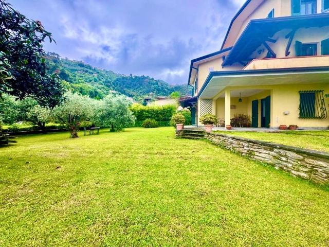 Villa Indipendente in vendita a Capanne, Montignoso