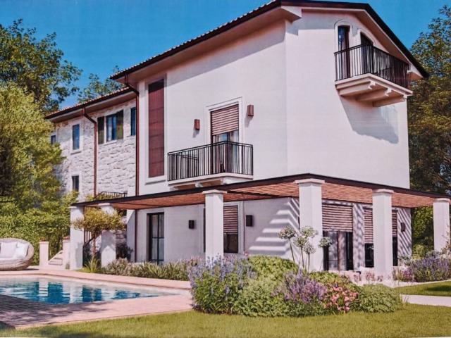 Villa Indipendente in vendita a Cervaiolo, Montignoso