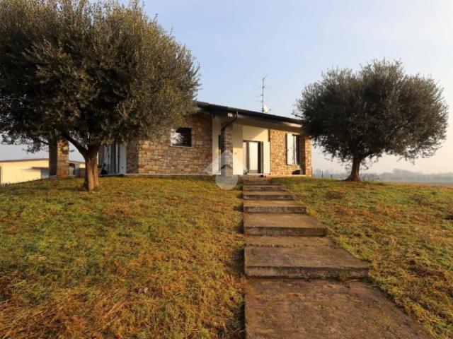 Villa Indipendente in vendita a Montirone, Lombardia
