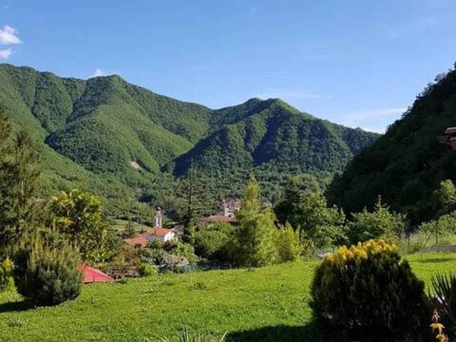 Villa Indipendente in vendita a Granara, Montoggio