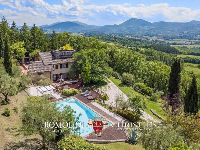 Villa Indipendente in vendita a Montone, Umbria