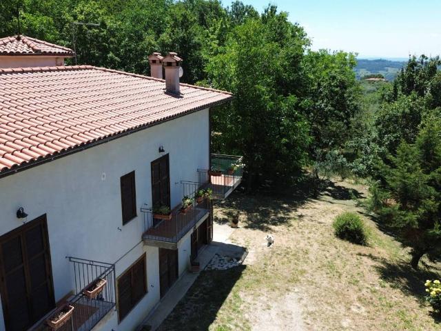 Villa Indipendente in vendita a Montopoli Di Sabina, Lazio