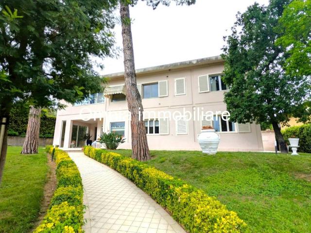 Villa Indipendente in vendita a Montopoli In Val D'arno, Toscana