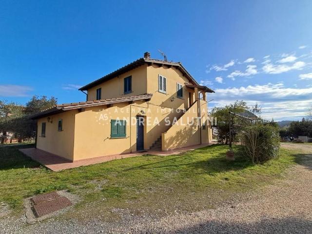 Villa Indipendente in vendita a Montopoli In Val D'arno, Toscana