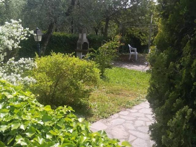 Villa Indipendente in vendita a Montopoli In Val D'arno, Toscana