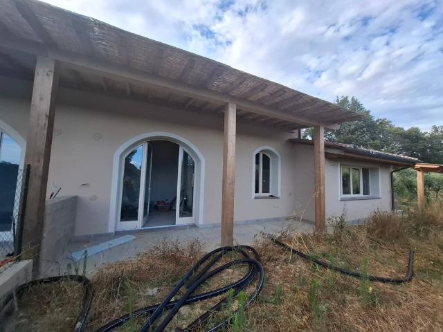 Villa Indipendente in vendita a Montopoli In Val D'arno, Toscana