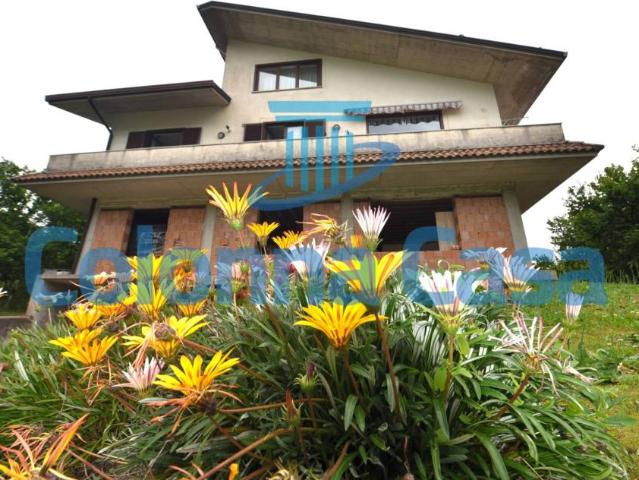 Villa Indipendente in vendita a San Felice, Montoro