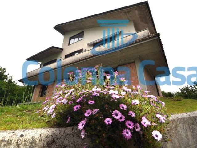 Villa Indipendente in vendita a San Felice, Montoro