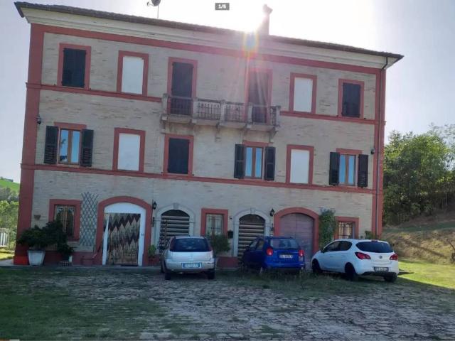 Villa Indipendente in vendita a Marche, Fermo