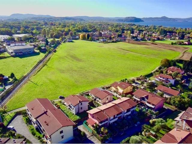 Villa Indipendente in vendita a Unione dei comuni del Medio Verbano, Monvalle