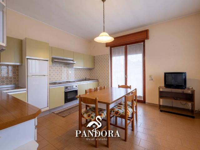 Villa Indipendente in vendita a Unione dei comuni del Medio Verbano, Monvalle