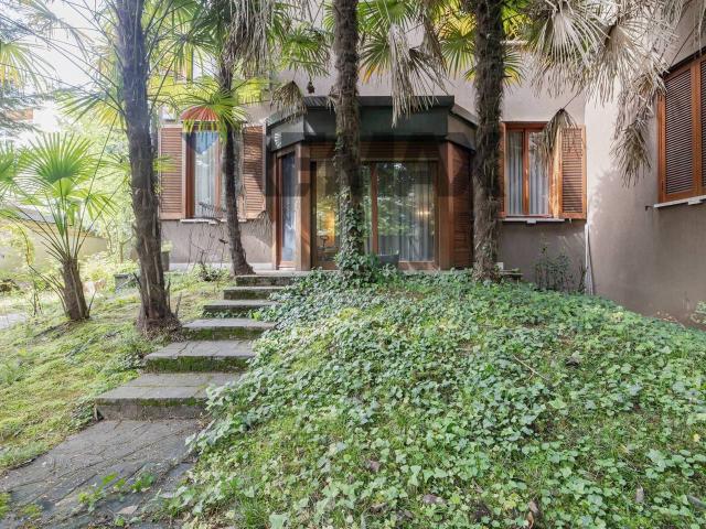 Villa Indipendente in vendita a San Fruttuoso, Monza