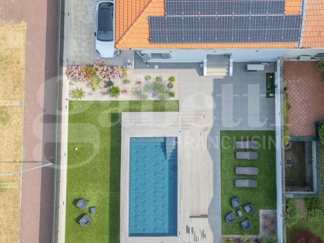 Villa Indipendente in vendita a Triante, Monza
