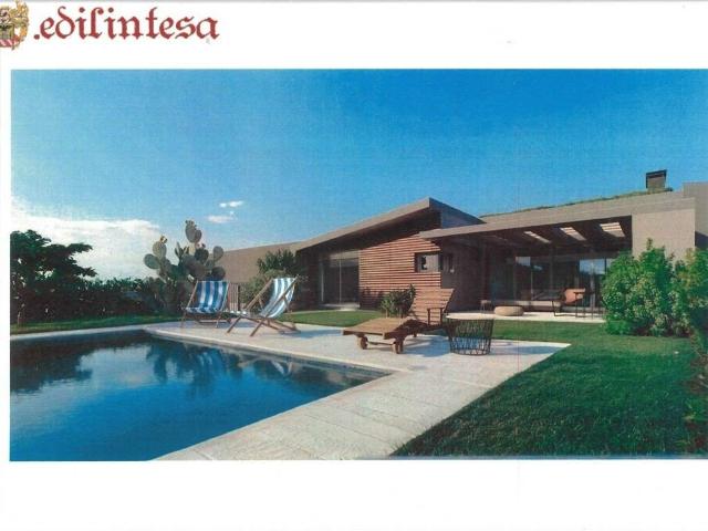 Villa Indipendente in vendita a Cazzaniga, Monza