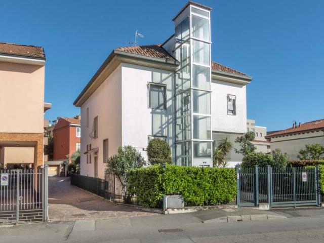 Villa Indipendente in vendita a San Rocco, Monza