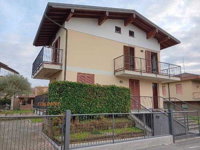Villa Indipendente in vendita a San Gerardo, Monza