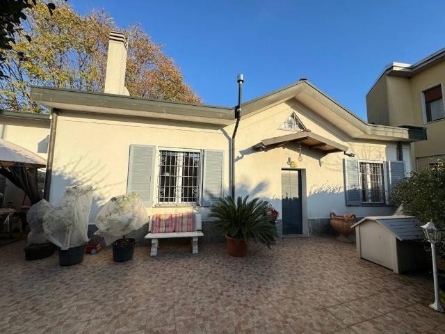 Villa Indipendente in vendita a Monza, Rondò dei Pini