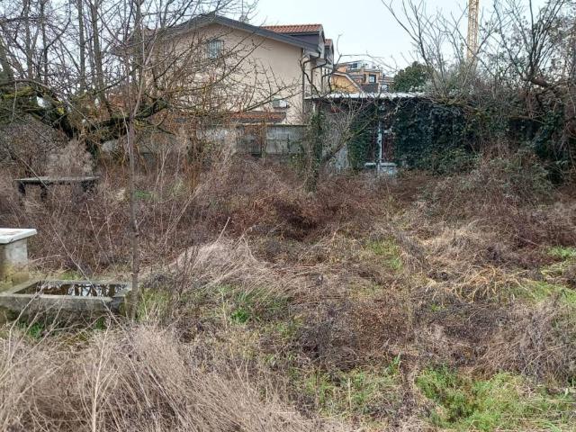 Villa Indipendente in vendita a Cazzaniga, Monza
