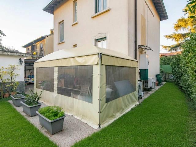 Villa Indipendente in vendita a Triante, Monza