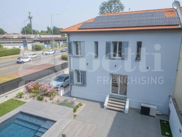 Villa Indipendente in vendita a Triante, Monza