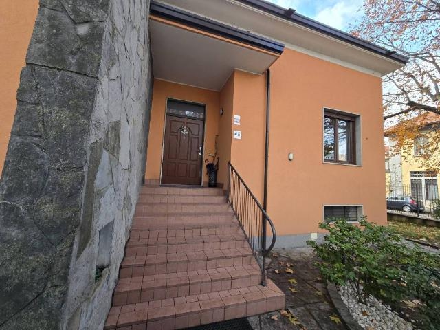 Villa Indipendente in vendita a Sant'Albino, Monza