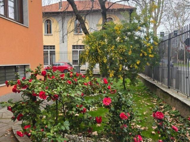 Villa Indipendente in vendita a Sant'Albino, Monza