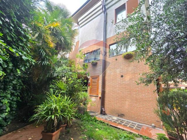 Villa Schiera in vendita a Sant'Albino, Monza