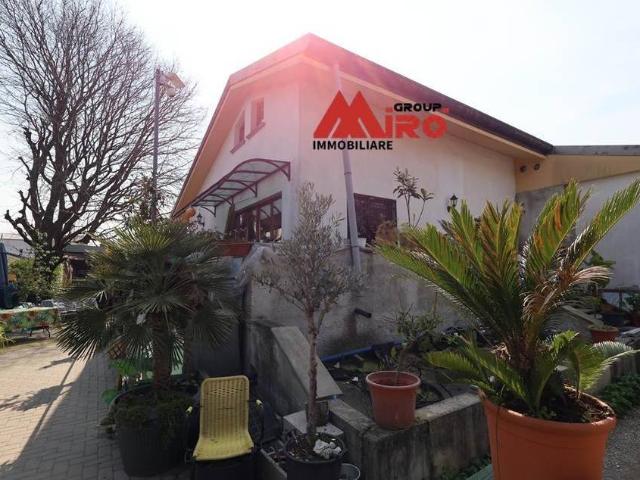 Villa Indipendente in vendita a Triante, Monza