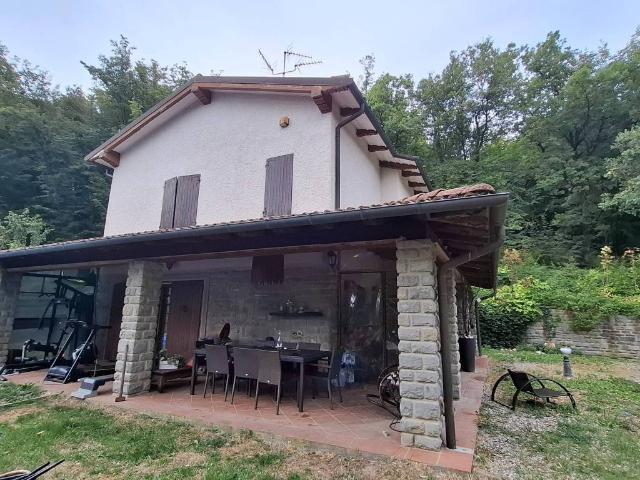Villa Indipendente in vendita a Unione dell'Appennino Bolognese, Monzuno