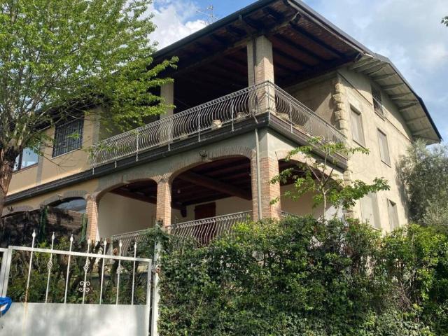 Villa Indipendente in vendita a Unione dell'Appennino Bolognese, Monzuno