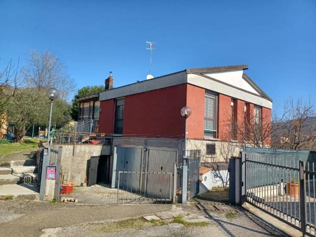 Villa Indipendente in vendita a Unione dell'Appennino Bolognese, Monzuno