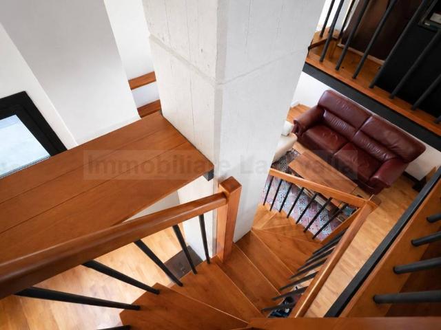 Villa Indipendente in vendita a Morazzone, Lombardia
