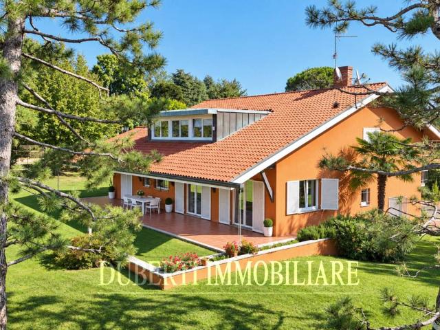 Villa Indipendente in vendita a Roccolo, Morazzone