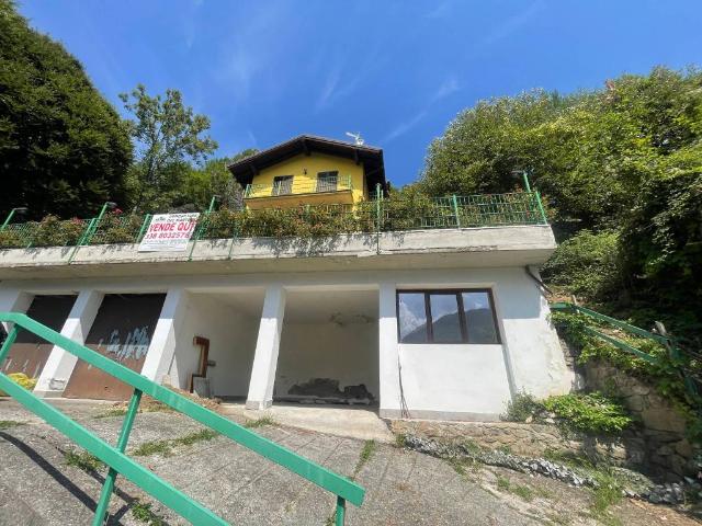 Villa Indipendente in vendita a Morbegno, Lombardia