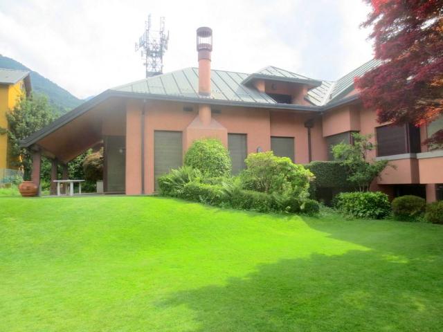 Villa Indipendente in vendita a Morbegno, Lombardia